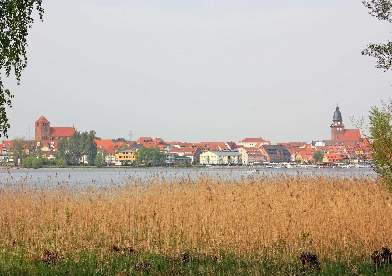 Ferienhaus Mit Separater Wohnung Waren See 9441 Zewnętrze zdjęcie